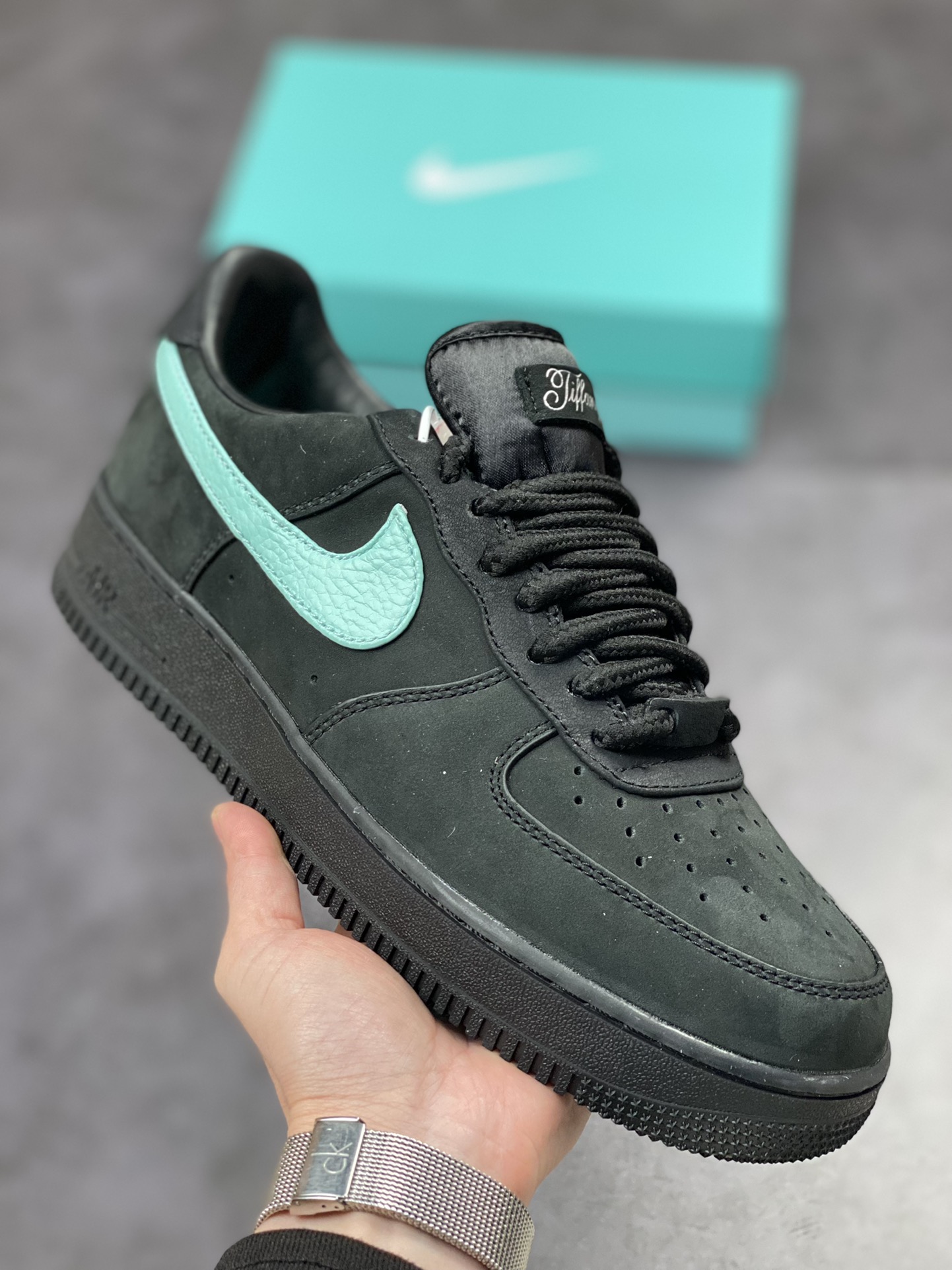Nike Air Force 1 Low SP 'Tiffany & Co.' DZ1382-001